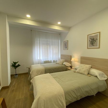 Appartamento Apartamento Recien Reformado Zona Estaciones Santander Esterno foto