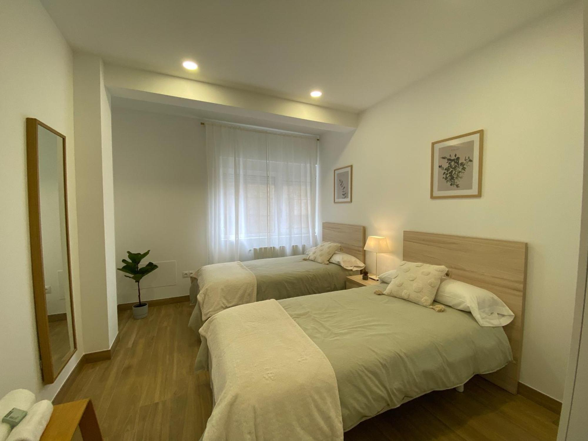 Appartamento Apartamento Recien Reformado Zona Estaciones Santander Esterno foto