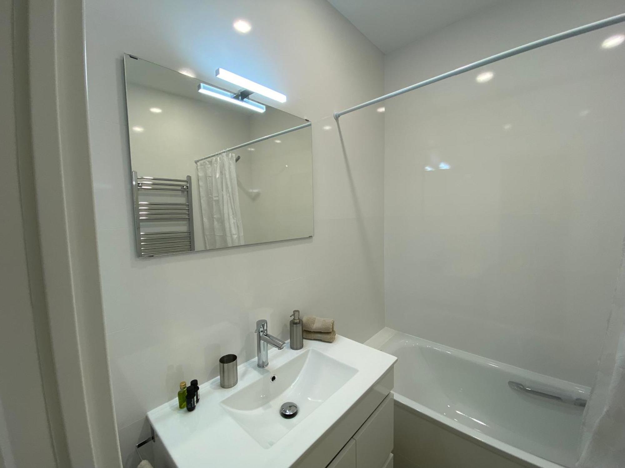 Appartamento Apartamento Recien Reformado Zona Estaciones Santander Esterno foto
